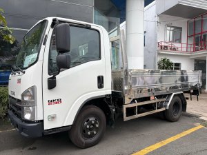 Isuzu QKR 230 thùng lửng đời 2025 giá 570 triệu
